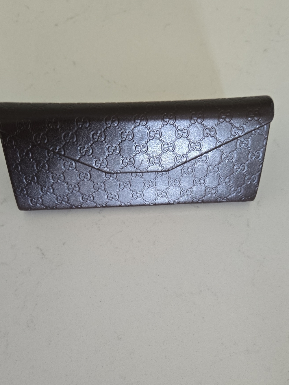 GUCCI Embossed GG Sunglasses Case.. Drk Expresso Brown Tri-fold